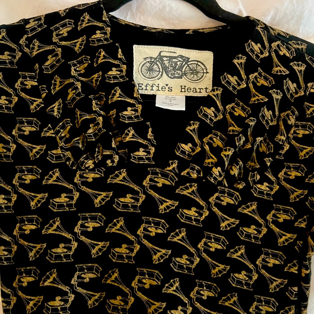 Effie’s Heart Pin Up Dress Black & Gold Gramaphone Print (S)